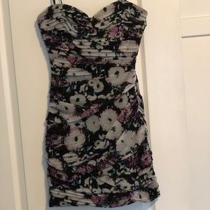 BCBG ruched fitted cocktail dress SZ 6